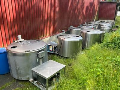 Översiktsbild av weldholms s/s storage tanks and coolers (17x)